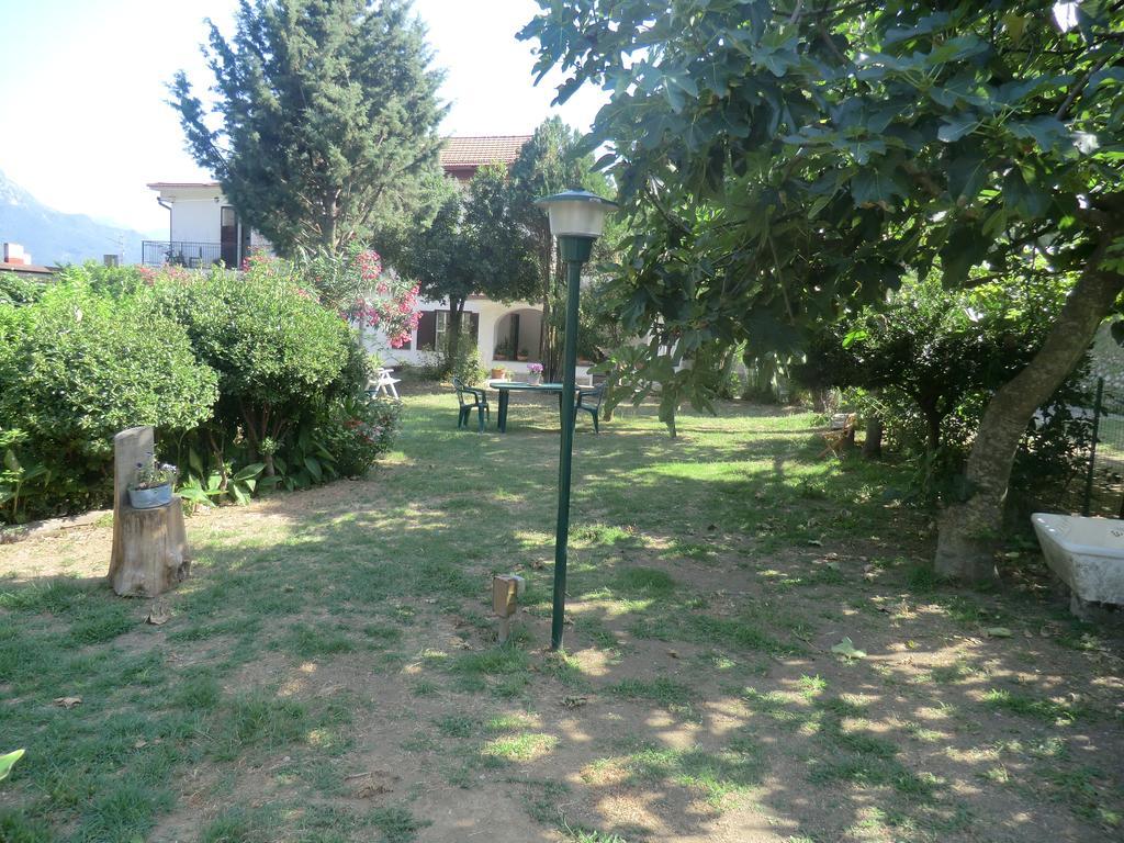 ترامونتي Agriturismo Mare E Monti الغرفة الصورة